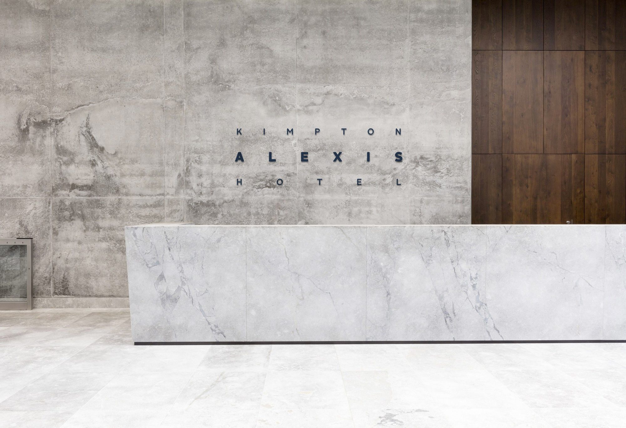 FRONTDESK 2
