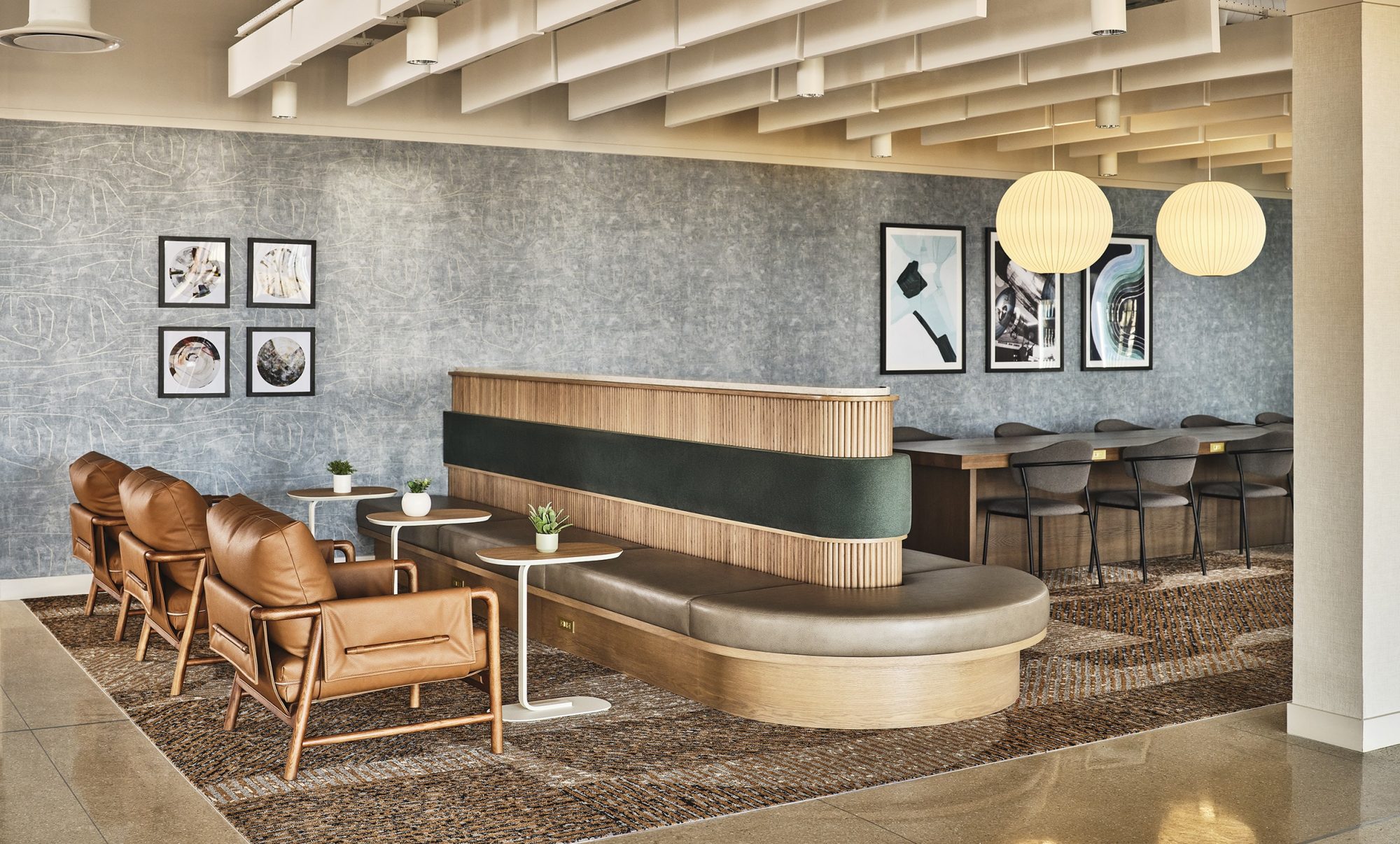 PGCO Holiday Inn 2023 023304